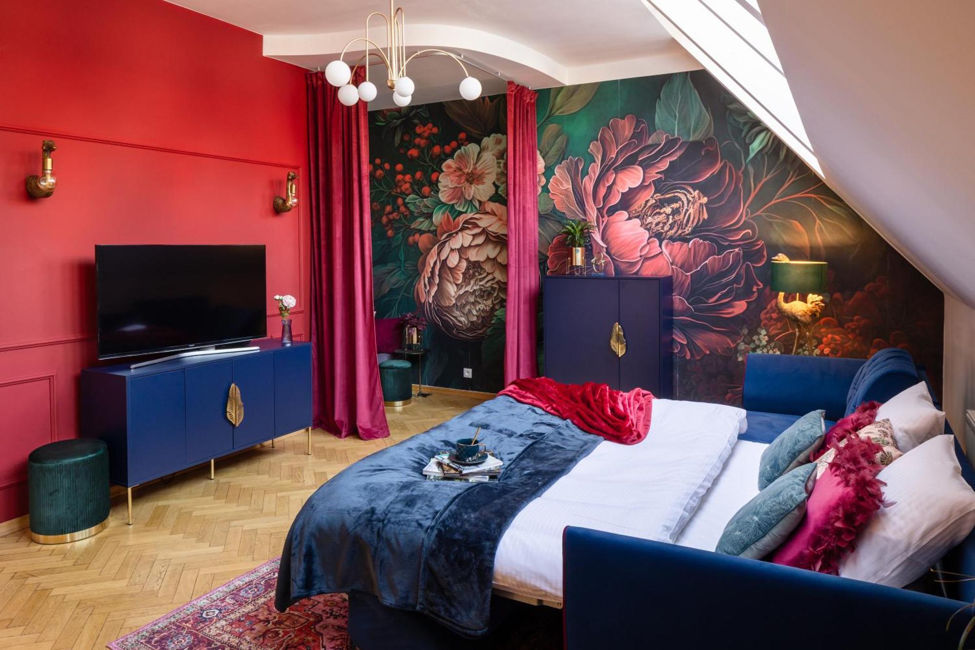 Decadent Art Deco Balcony Apartment In Old Town Praha Bagian luar foto